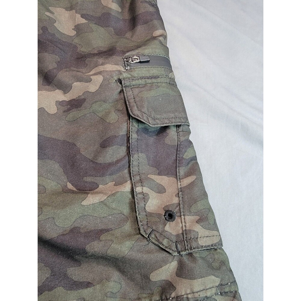 Burnside Camo Cargo Shorts Men’s Size 30 Zip Pocket Military Style